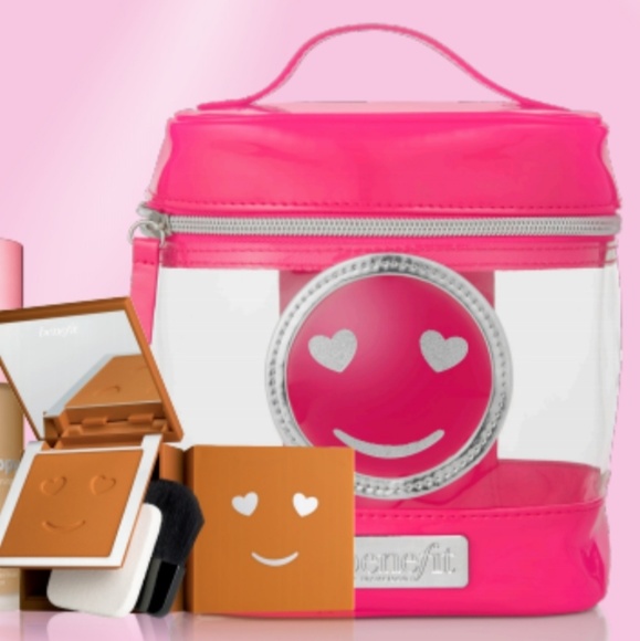 Benefit Bags Benefit 29 Foundation Traincase Poshmark